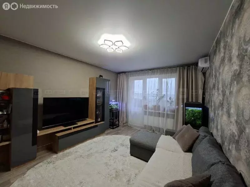 3-комнатная квартира: Казань, улица Натана Рахлина, 7 (87.1 м) - Фото 1