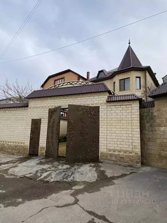 Дом в Дагестан, Махачкала ул. Митарова, 31 (260 м) - Фото 1