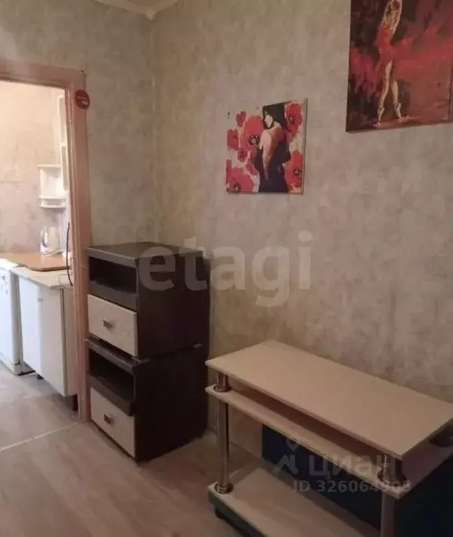 Комната Тюменская область, Тюмень ул. Судостроителей, 32 (15.0 м) - Фото 1