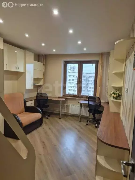3-комнатная квартира: Москва, улица Плеханова, 20 (65.4 м) - Фото 1