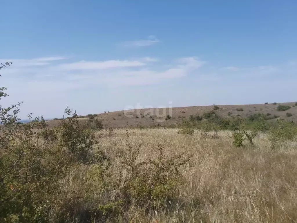 Участок в Крым, Симферопольский район, Трудовское с/пос, с. Ивановка  ... - Фото 1