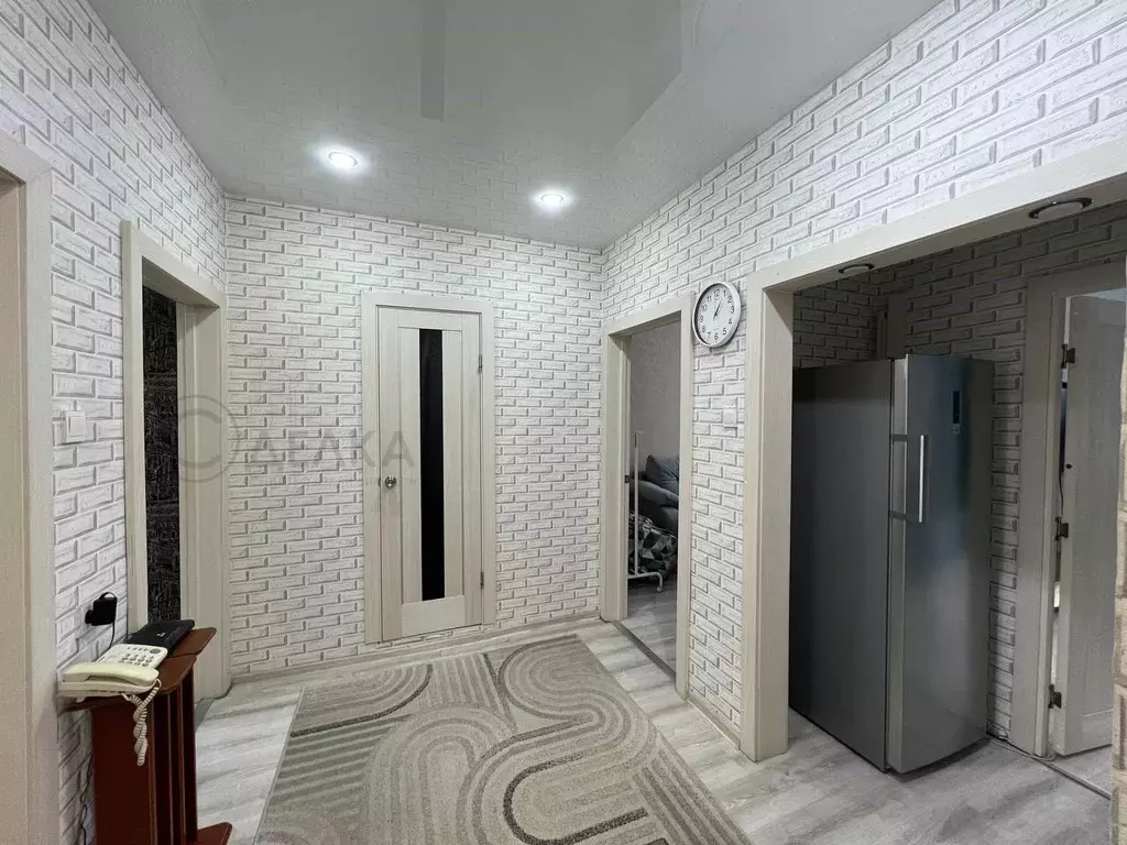 Квартира, 3 комнаты, 70.8 м - Фото 1