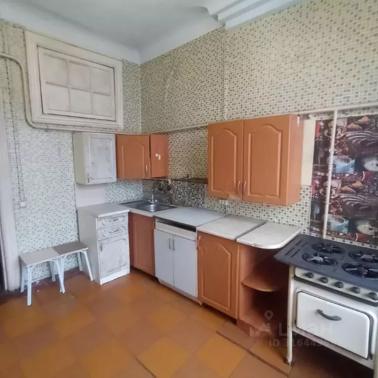 2-к кв. Омская область, Омск ул. 11-я Линия, 183 (59.0 м) - Фото 0