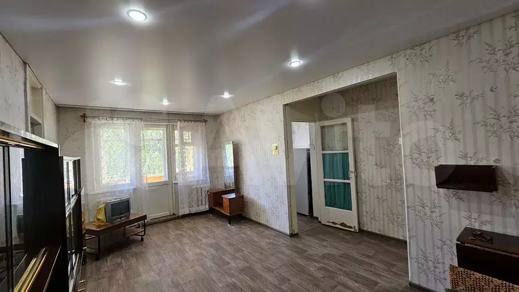 2-к. квартира, 45 м, 5/5 эт. - Фото 0