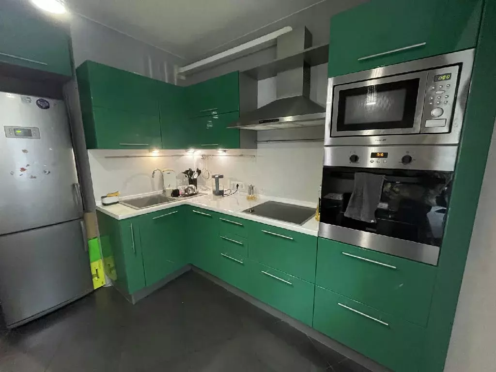 Продается 2-комнатная квартира - Фото 1