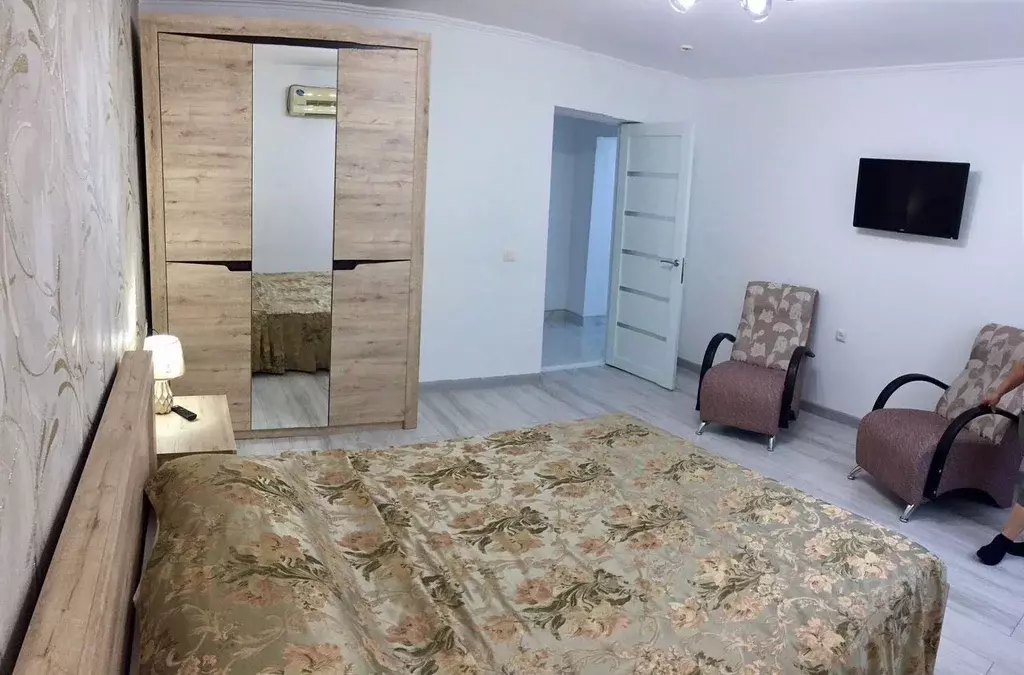 2-к кв. Краснодарский край, Геленджик Севастопольская ул., 46 (58.0 м) - Фото 1