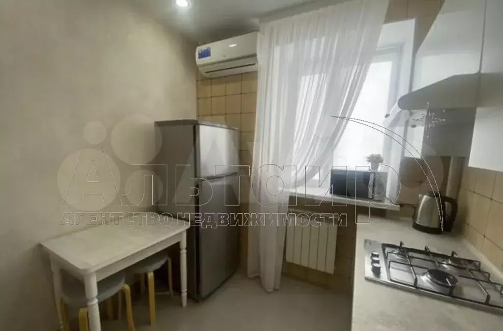 2-к. квартира, 44 м, 2/4 эт. - Фото 1
