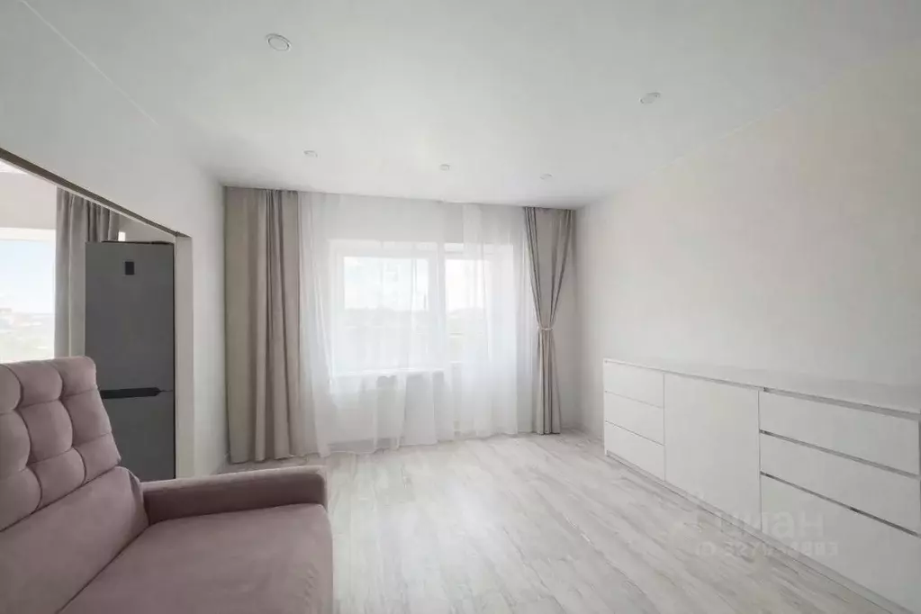 2-к кв. Псковская область, Псков Торошинская ул., 10 (57.0 м) - Фото 2