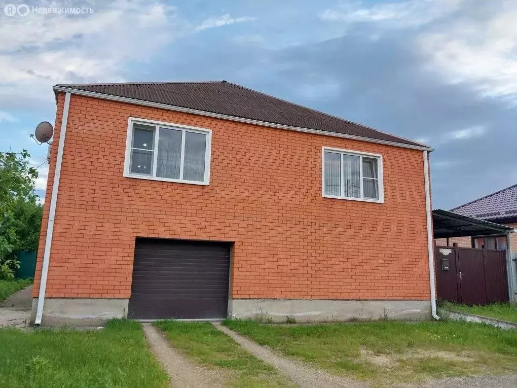 Дом в Курганинск, Рябиновая улица, 6 (210.2 м) - Фото 1