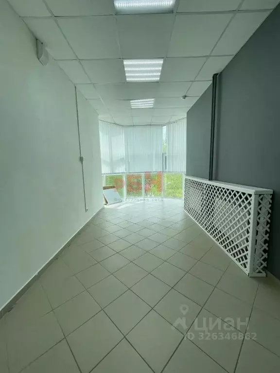 Офис в Тюменская область, Тюмень ул. Мельникайте, 85А (15 м) - Фото 1