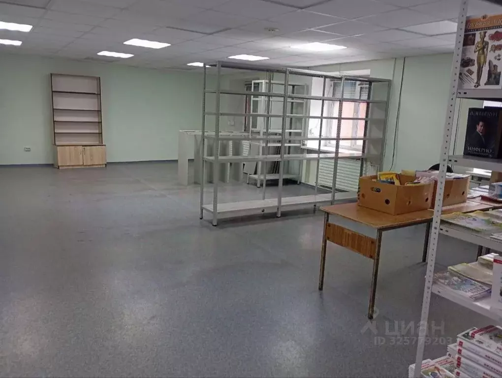 Помещение свободного назначения в Удмуртия, Ижевск Песочная ул., 36А ... - Фото 1