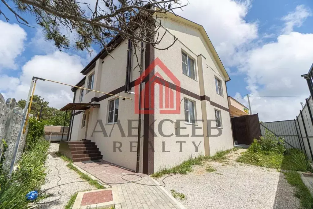 Дом в Севастополь ш. Фиолентовское, 75Б/1 (280 м) - Фото 1