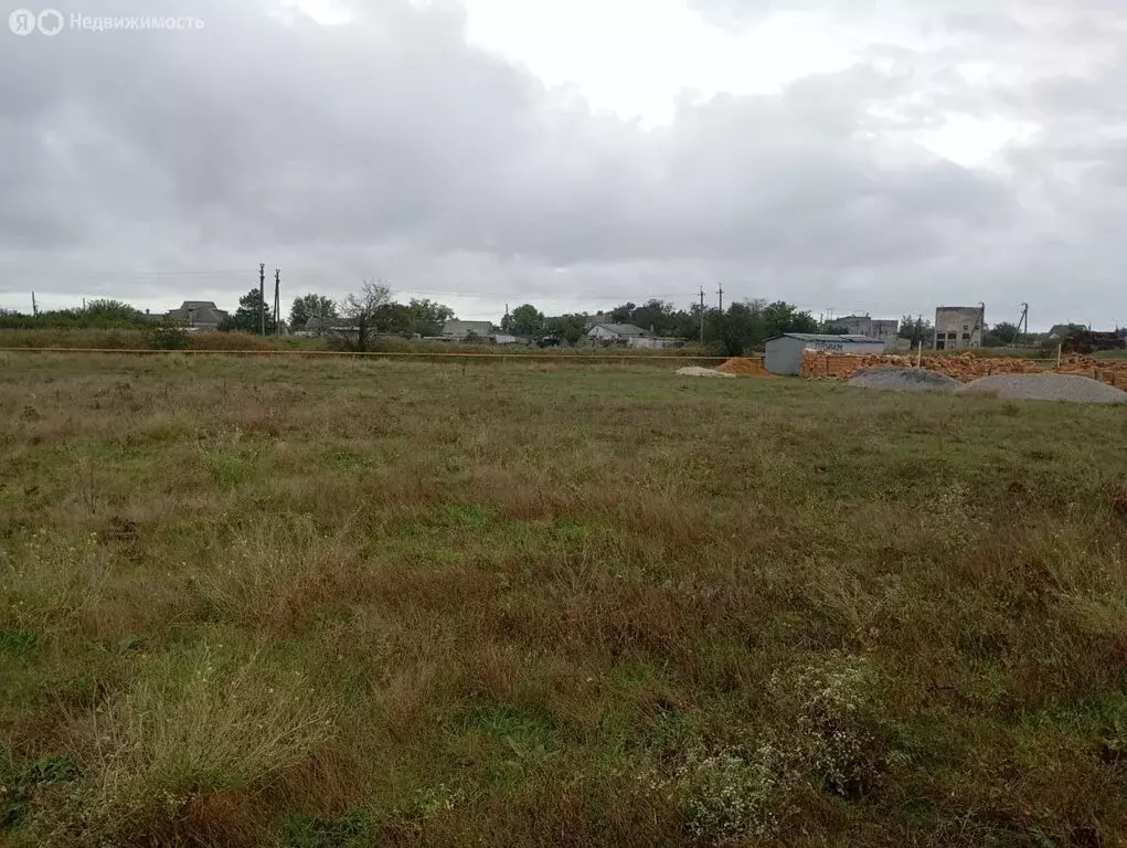 Участок в Сакский район, село Ромашкино (10 м) - Фото 0