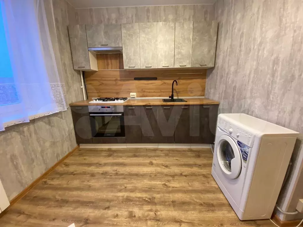1-к. квартира, 38 м, 9/9 эт. - Фото 1