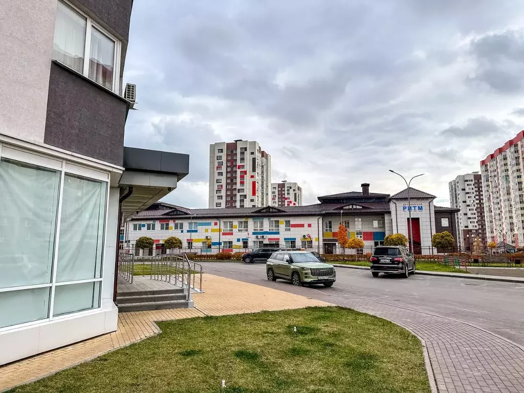 1-к кв. Воронежская область, Новоусманский район, пос. Отрадное бул. ... - Фото 2