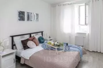 2-к кв. Тюменская область, Тюмень ул. Владимира Бахарева, 1к1 (40.0 м) - Фото 0