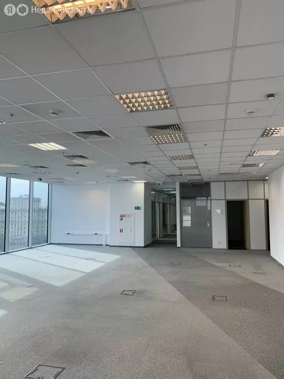 Офис (890 м) - Фото 1