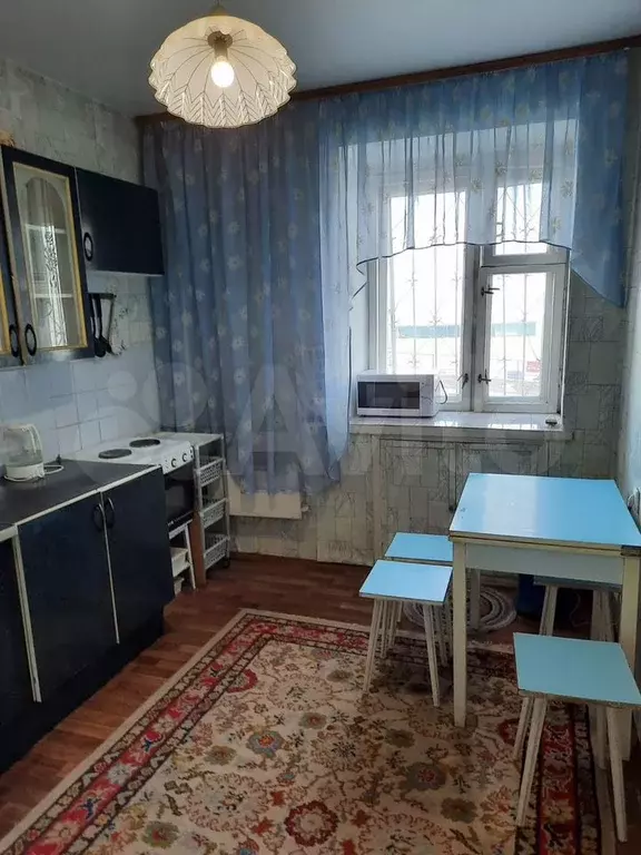 2-к. квартира, 45 м, 1/9 эт. - Фото 0