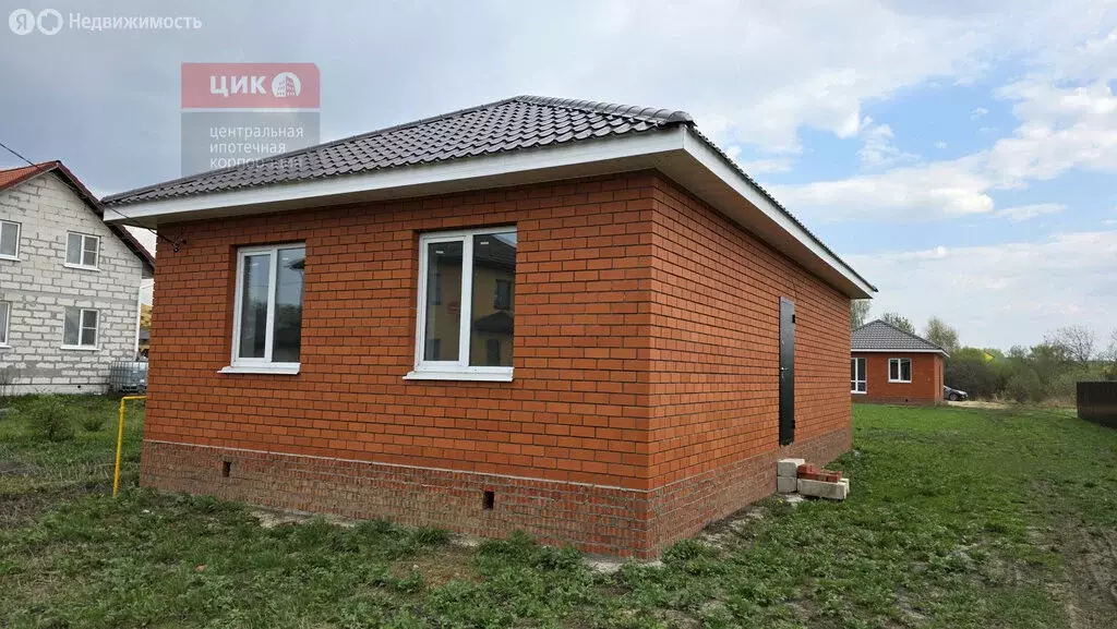Дом в село Тюшево, Молодёжная улица, 49 (68 м) - Фото 1