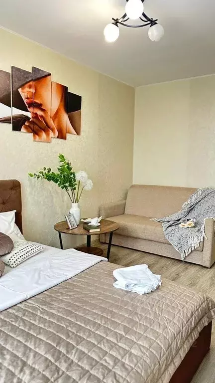 2-к кв. Свердловская область, Екатеринбург ул. Заводская, 73 (36.0 м) - Фото 1