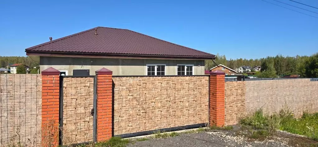 Дом в Калужская область, Боровский район, Асеньевское с/пос, д. ... - Фото 2