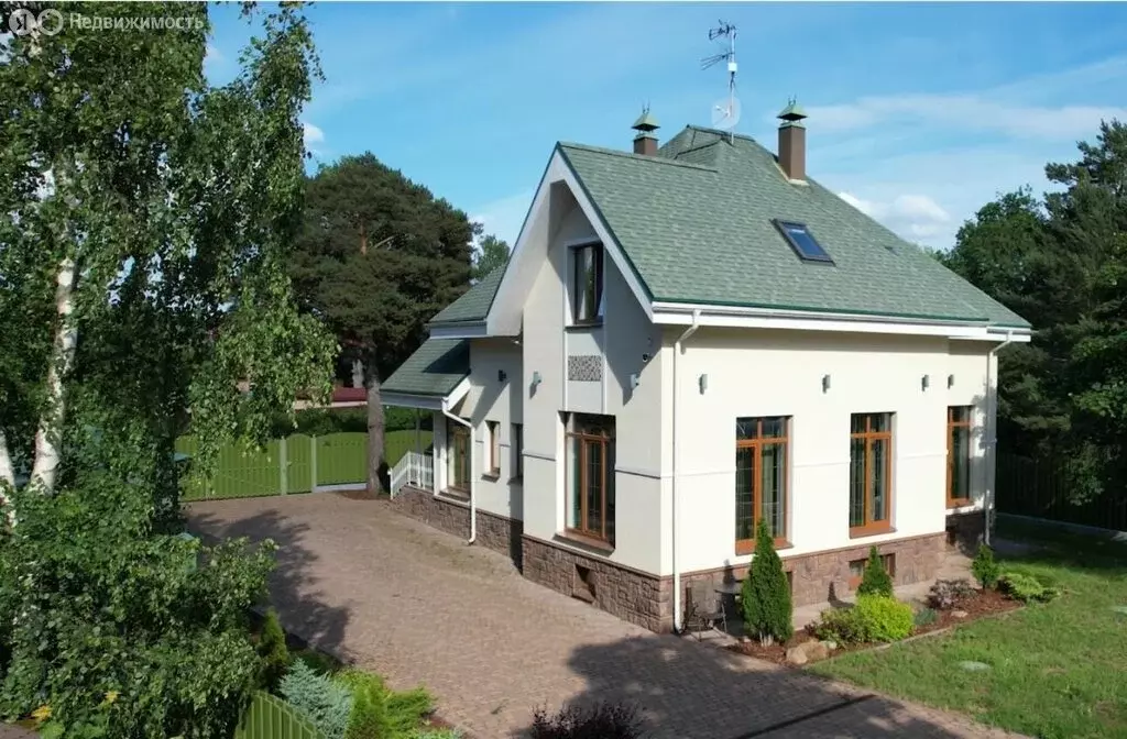 Дом в Лебяжье, улица Костылева, 1 (348.2 м) - Фото 0