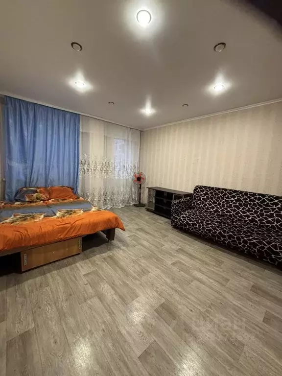 1-к кв. Липецкая область, Липецк ул. И.В. Свиридова, 10 (42.0 м) - Фото 1