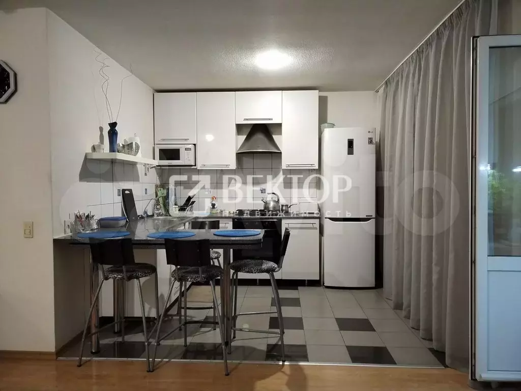3-к. квартира, 63 м, 5/5 эт. - Фото 0