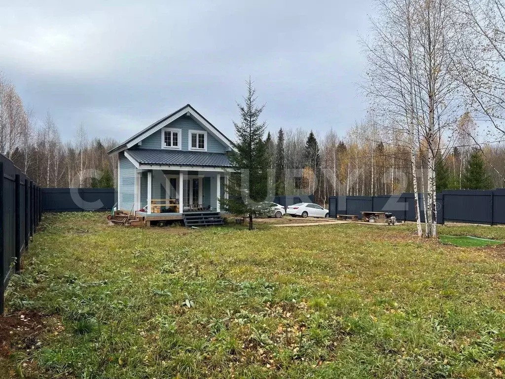 Дом в Пермский край, Добрянский муниципальный округ, д. Бобки ул. ... - Фото 1