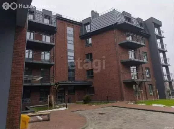 3-комнатная квартира: Зеленоградск, улица Автомобилистов, 4 (63 м) - Фото 2