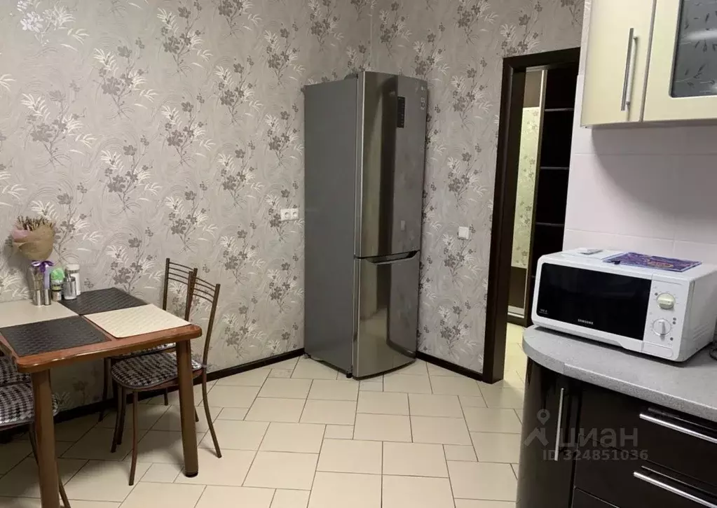 3-к кв. Красноярский край, Красноярск 9 Мая ул., 20 (82.0 м) - Фото 2