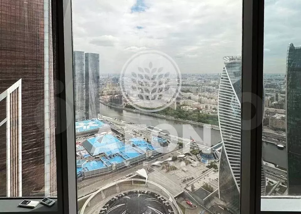 Офис 48,5 м2 в аренду на 56 этаже в Башне Федераци - Фото 1