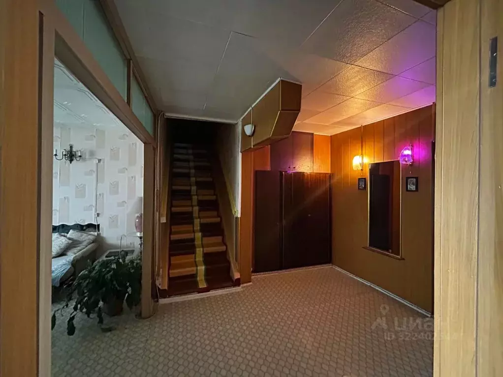 3-к кв. Красноярский край, Красноярск ул. Белинского, 1 (92.0 м) - Фото 0