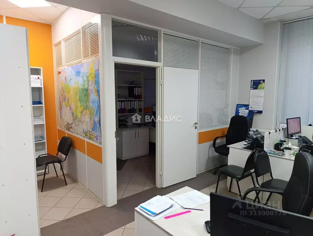 Торговая площадь в Коми, Сыктывкар Коммунистическая ул., 4 (43 м) - Фото 0