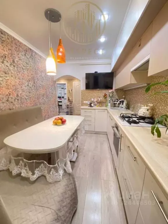 3-к кв. Ставропольский край, Кисловодск ул. Героев Медиков, 15 (62.9 ... - Фото 1