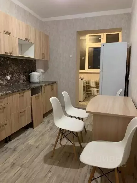 3-к кв. Астраханская область, Астрахань ул. Куликова, 83к1 (70.0 м) - Фото 1