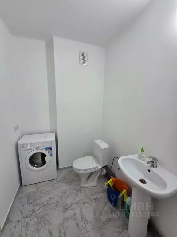 1-к кв. Свердловская область, Екатеринбург ул. Южногорская, 3/2 (42.0 ... - Фото 1