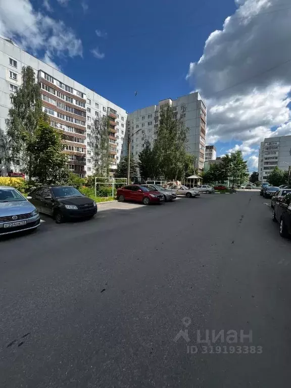 3-к кв. Новгородская область, Великий Новгород ул. Коровникова, 13к3 ... - Фото 0