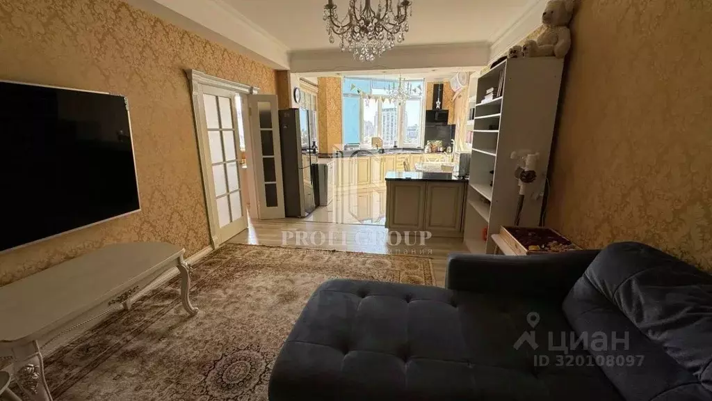 3-к кв. Дагестан, Махачкала ул. Ирчи Казака (100.0 м) - Фото 0