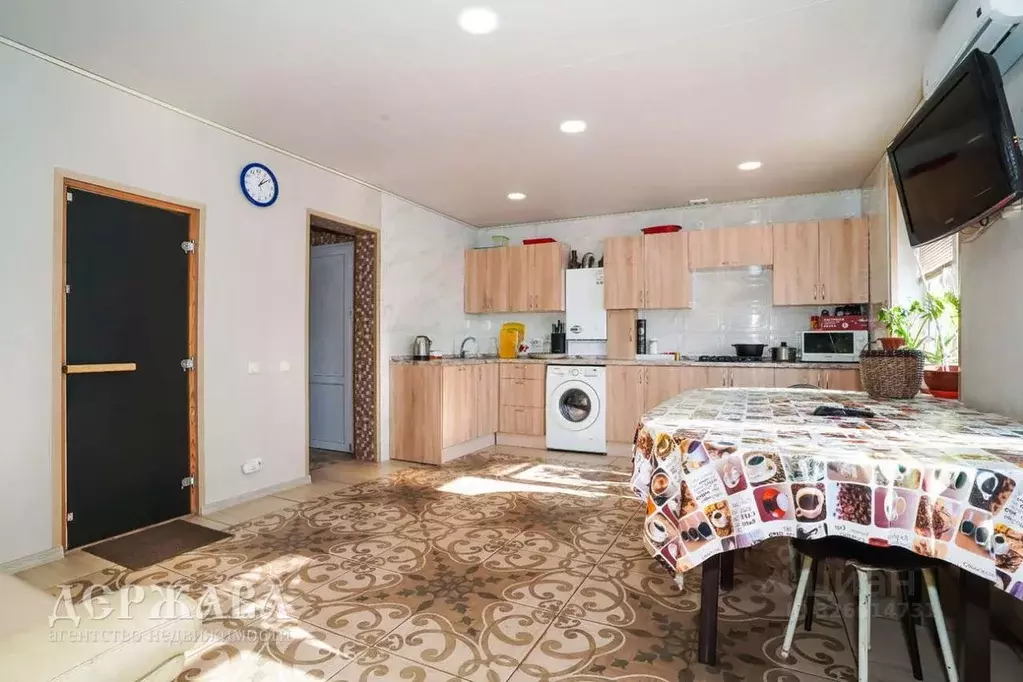 Коттедж в Белгородская область, Старый Оскол Сосенки мкр,  (217 м) - Фото 2