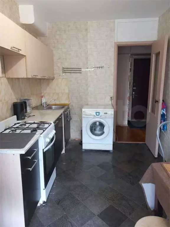 1-к. квартира, 40 м, 4/14 эт. - Фото 0