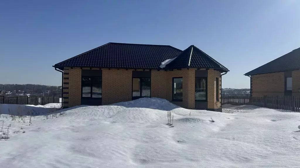 Коттедж в Тульская область, Тула городской округ, д. Медвенка, Водный ... - Фото 2