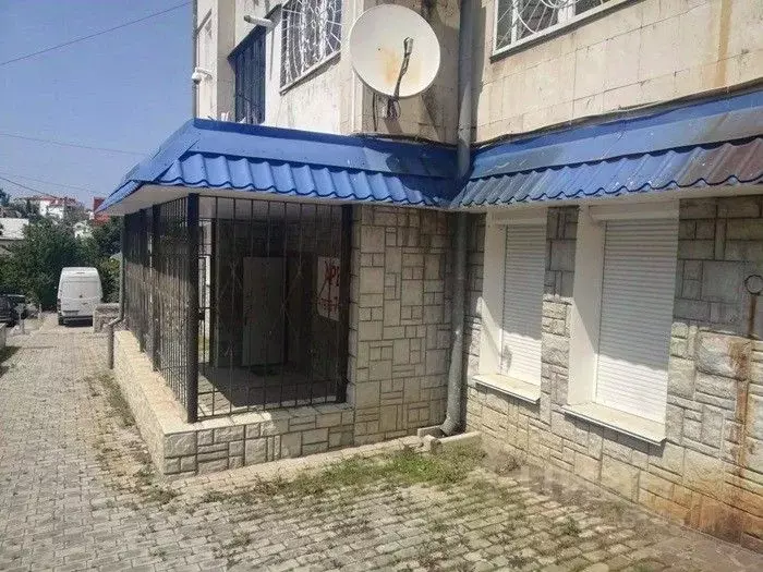 Офис в Севастополь ул. Ломоносова, 17 (150 м) - Фото 1