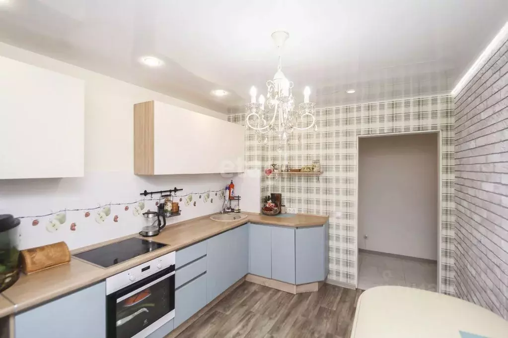 2-к кв. Тюменская область, Тюмень Матмасы мкр, ул. Пражская, 51/1 ... - Фото 1