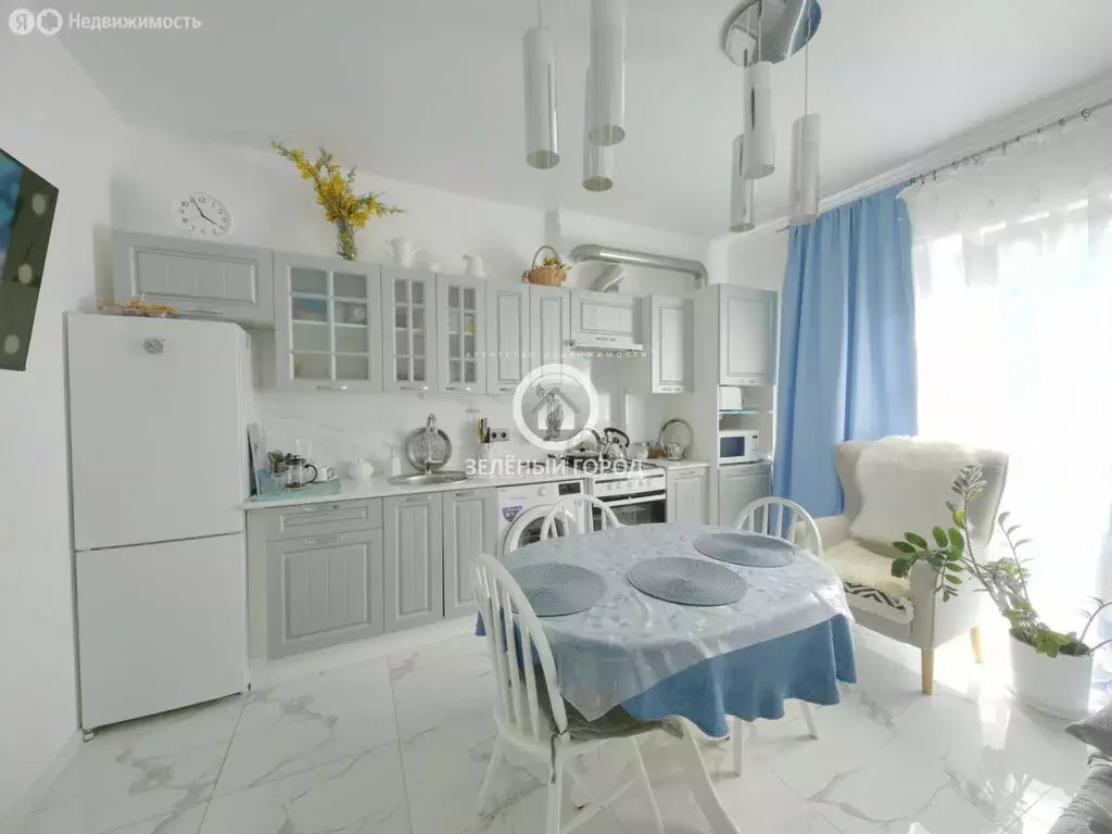 1-комнатная квартира: Зеленоградск, Ясная улица, 6 (40 м) - Фото 1