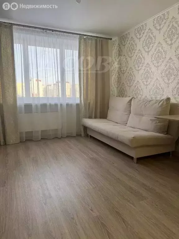1-комнатная квартира: Тюмень, улица Федюнинского, 56 (48 м) - Фото 2