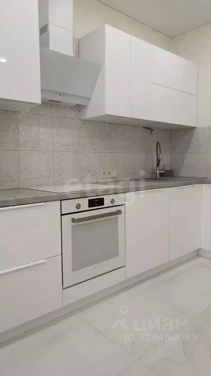 3-к кв. Калужская область, Калуга ул. Пухова, 56 (85.2 м) - Фото 0