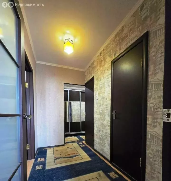3-комнатная квартира: Старый Оскол, микрорайон Рудничный, 12А (61 м) - Фото 1