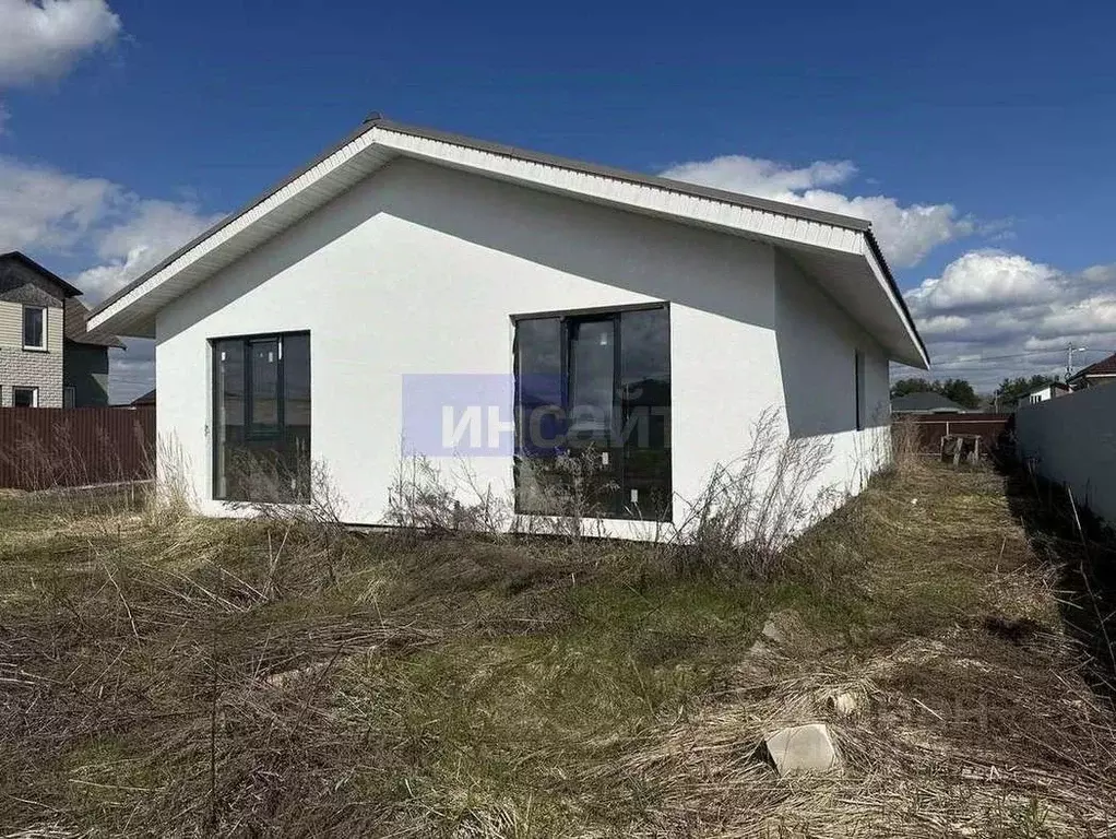 Дом в Рязанская область, Спасский муниципальный округ, с. Островки ул. ... - Фото 1