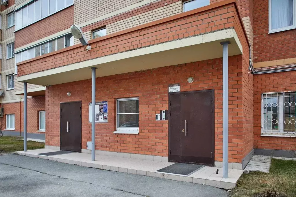 3-к кв. Челябинская область, Челябинск ул. 40-летия Победы, 3 (82.0 м) - Фото 2